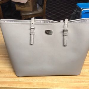 Michel kors large hand bag